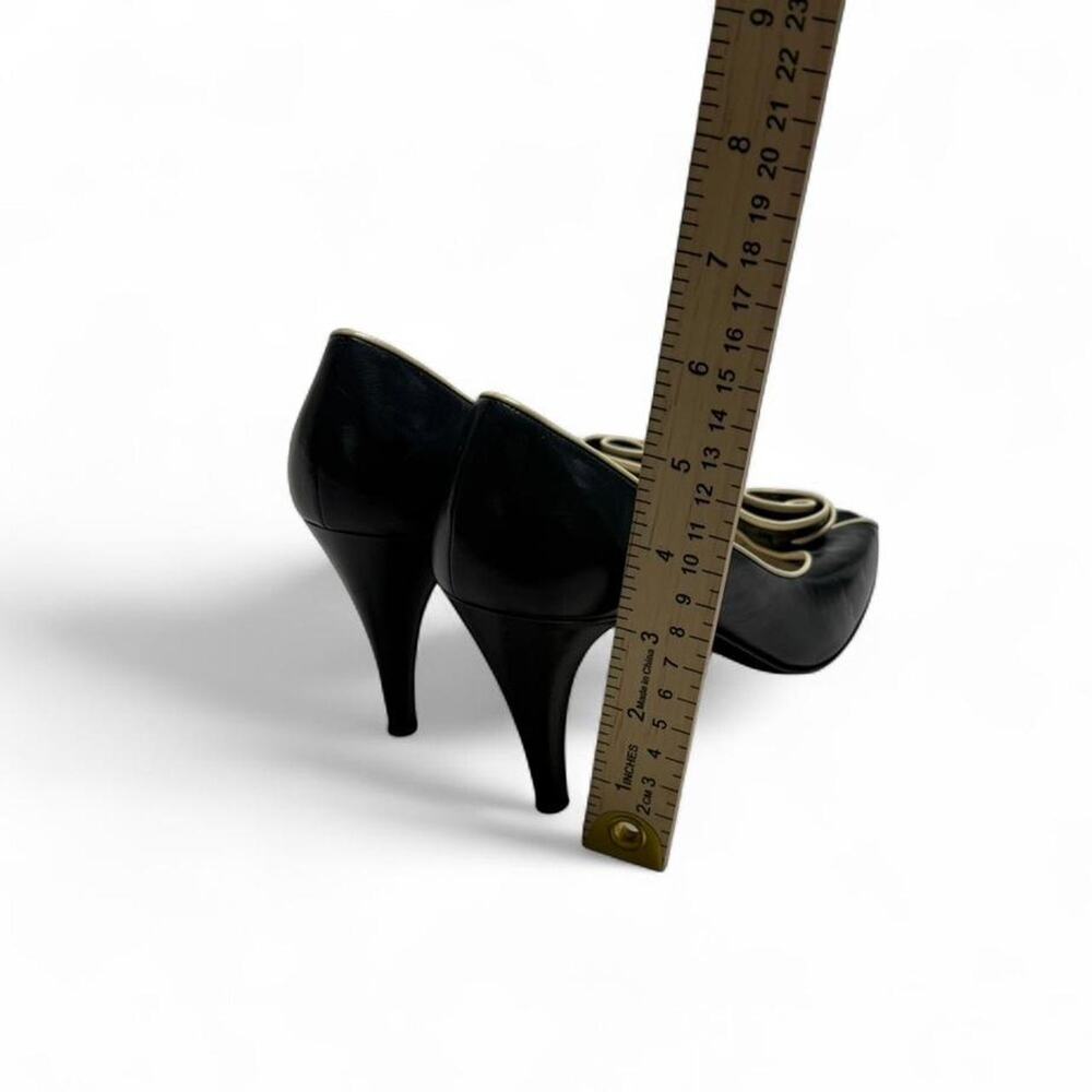 Vintage Bruno Magli Black Italian Made Italy Peep Toe 3"Heels Heels White Size 7 - Picture 6 of 8